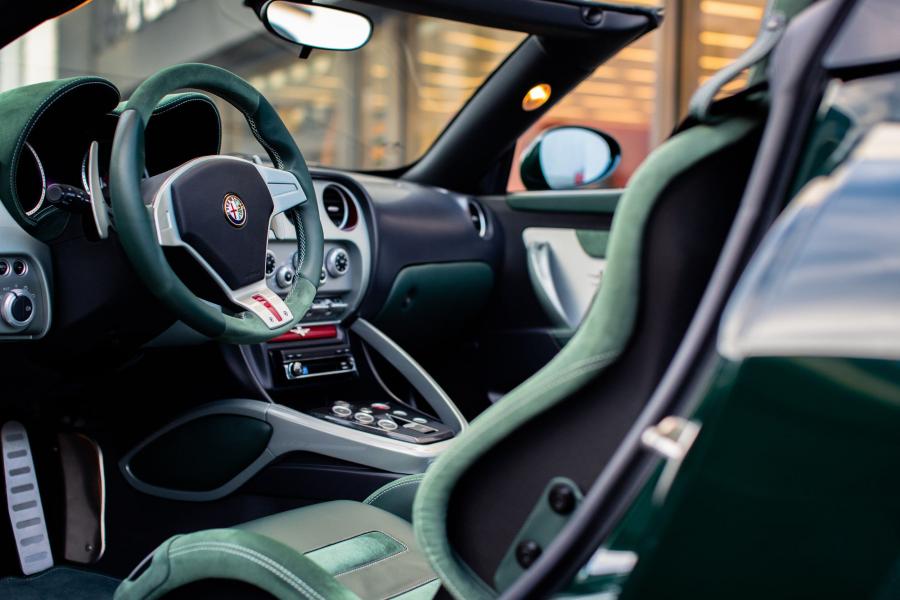 Интерьер Alfa Romeo Disco Volante Spyder (4 of 7) 2019 года  (фото 6 из 19)
